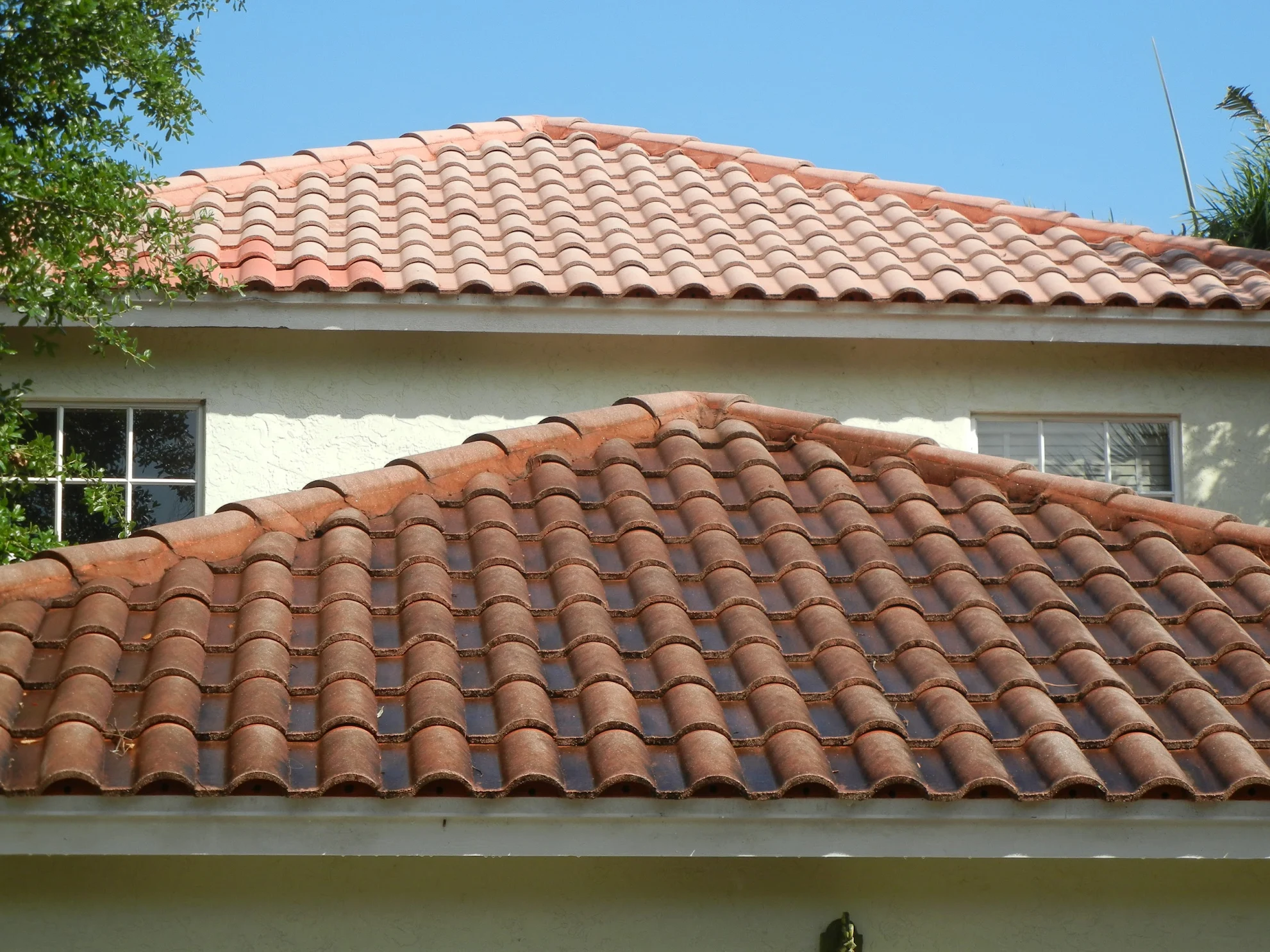 Expert pressure cleaning, pressure washing, soft washing, roof cleaning, and exterior washing services in South Florida. Serving Miami, Fort Lauderdale, West Palm Beach, Boca Raton, Pompano Beach, Deerfield Beach, Hollywood, Palm Beach Gardens, Coral Springs, Tamarac, Boynton Beach, Wellington, Delray Beach, and surrounding areas. Offering professional residential and commercial roof washing, driveway pressure cleaning, patio power washing, and soft wash services to keep your property looking its best.