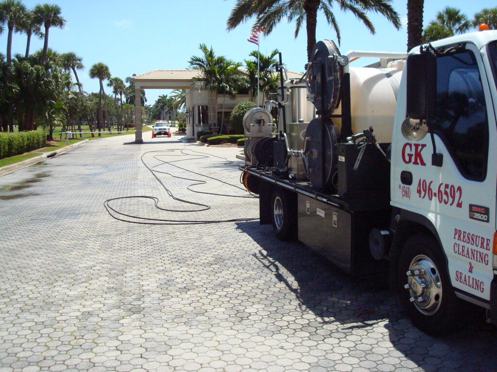 South Florida commercial pressure cleaning and soft wash services. We clean storefronts, parking lots, and more to maintain a professional look