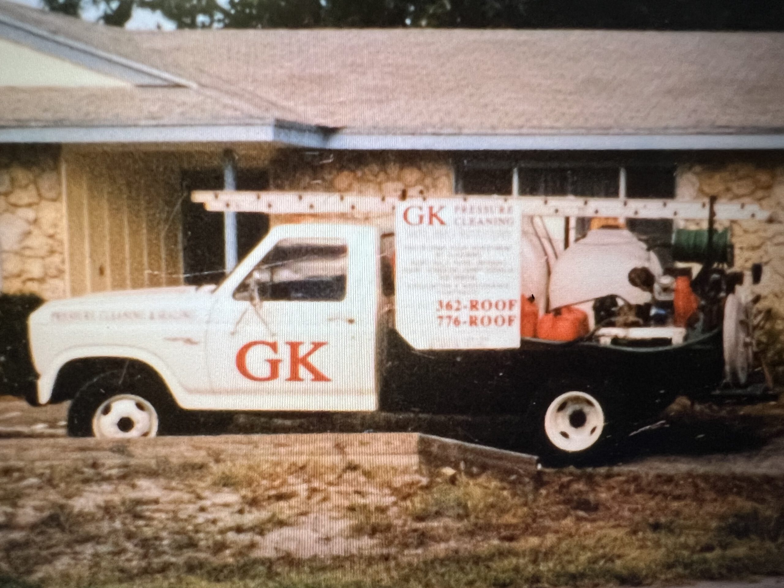 Expert pressure cleaning, pressure washing, soft washing, roof cleaning, and exterior washing services in South Florida. Serving Miami, Fort Lauderdale, West Palm Beach, Boca Raton, Pompano Beach, Deerfield Beach, Hollywood, Palm Beach Gardens, Coral Springs, Tamarac, Boynton Beach, Wellington, Delray Beach, and surrounding areas. Offering professional residential and commercial roof washing, driveway pressure cleaning, patio power washing, and soft wash services to keep your property looking its best.
