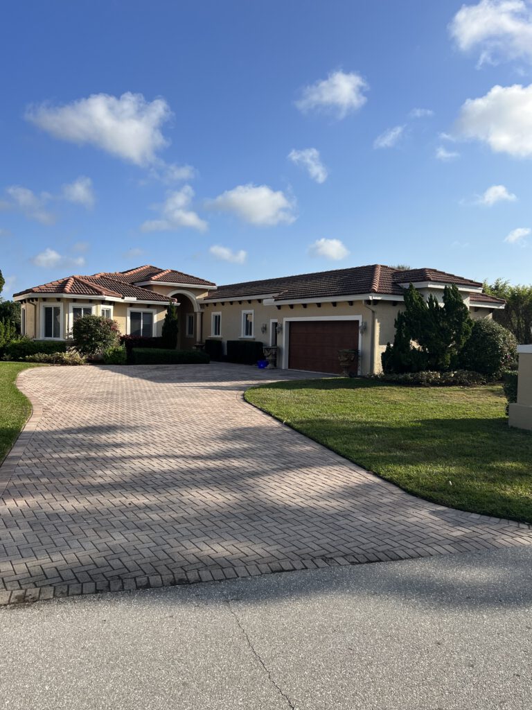 High-quality pressure cleaning and soft wash services for homes in South Florida. Protect your property’s exterior with our professional cleaning solutions.