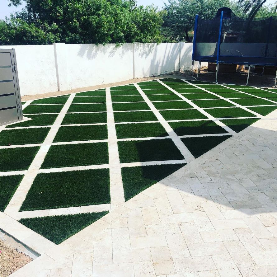 Turf Care Service
Tired of smelly, dirty artificial turf caused by pets or outdoor elements? Our customized monthly turf cleaning services keep your yard fresh, hygienic, and ready to enjoy year-round. From pet odor removal to debris and bacteria buildup, we handle it all, so you don’t have to. Give your family and your pets a consistently clean, worry-free outdoor space.
Clean • Deodorize • Extend Lifespan